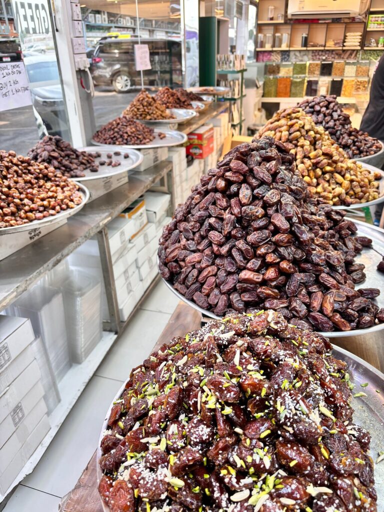 Abu Dhabi Street Food - Experience Guide