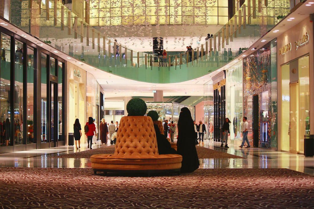 Dubai Shopping Tour with Personal Guide: Best Malls