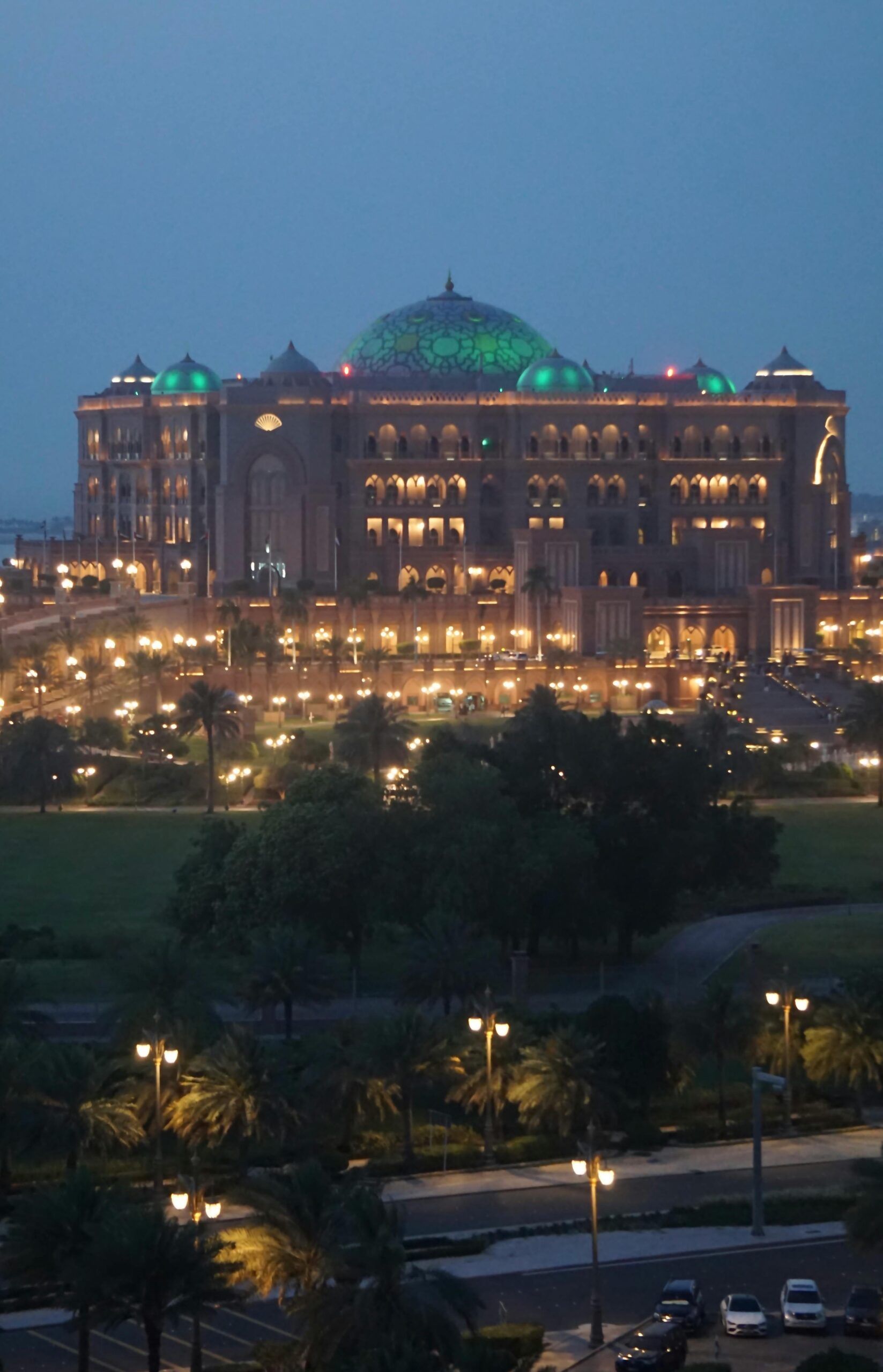 Dubai Day to Night Private Tour: Sunset to Evening
