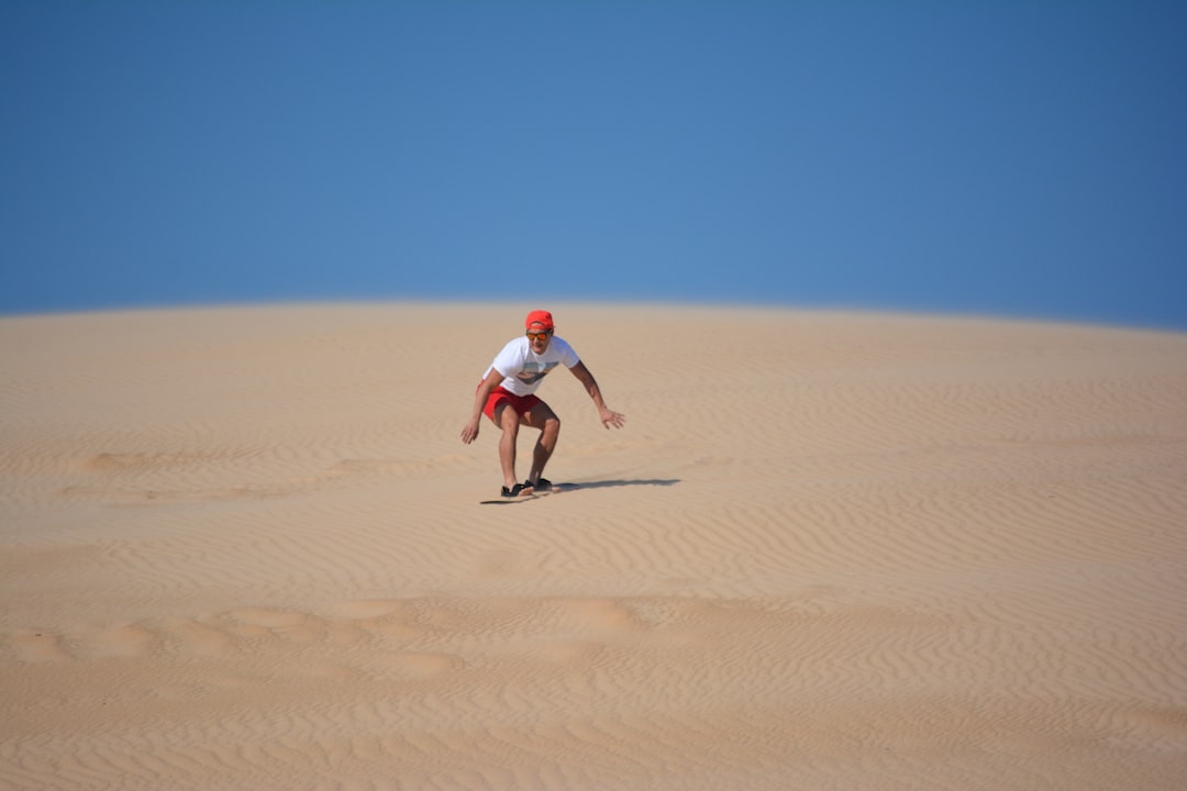 Dubai Sandboarding Tour