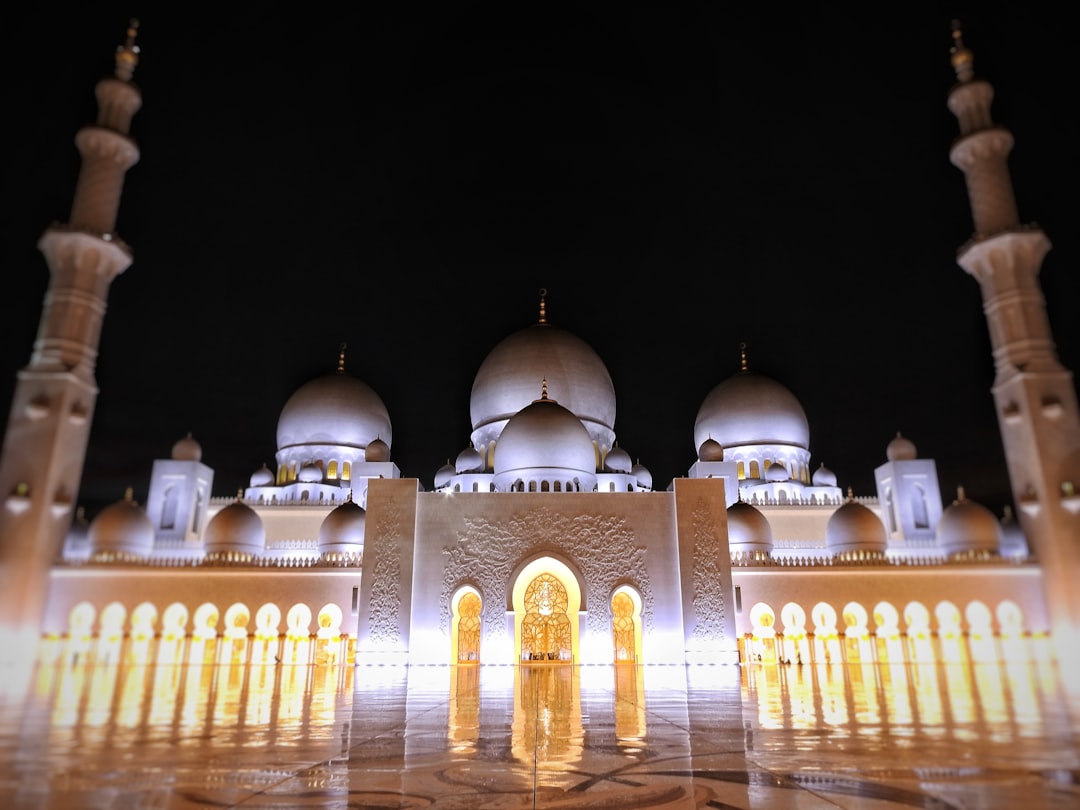 Custom Abu Dhabi Itinerary