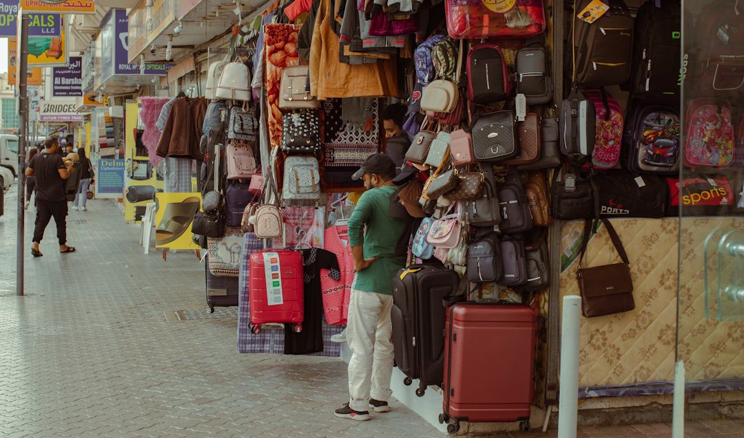 Dubai Local Food Spots: An Insiders Culinary Guide