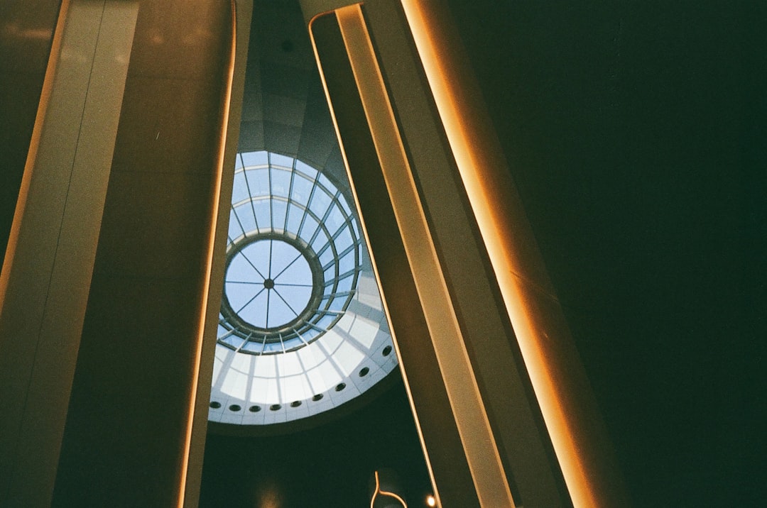Dubai Mall Shopping Guide – Experience Guide