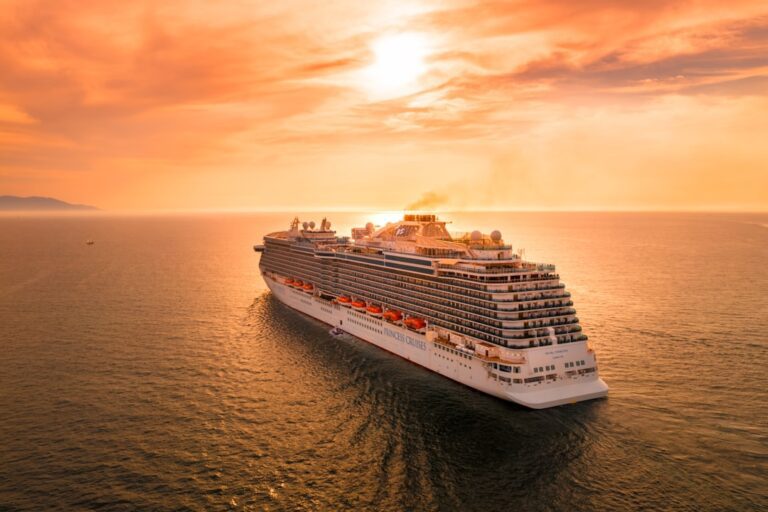 Abu Dhabi Private Cruise Excursion — Complete Guide - TripHabibi Dubai Tour Guide