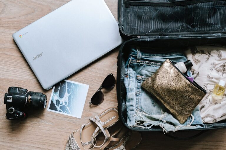 Avoid Overpacking Transit Trips: Pack Only What You Need for Smooth Layovers - TripHabibi Dubai Tour Guide