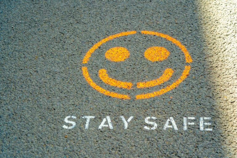 Belongings Safe During Layover — Complete Guide - TripHabibi Dubai Tour Guide