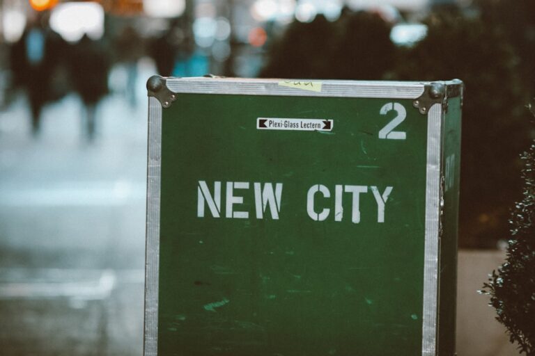 Dubai vs New York: Which City Wins for Your Next Trip? - TripHabibi Dubai Tour Guide