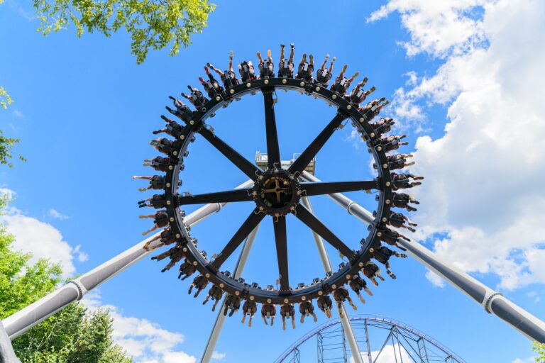 Kryptonite Collider Thrill Ride: Complete Family Guide - TripHabibi Dubai Tour Guide