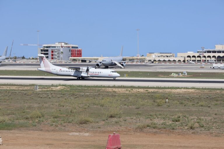 Al Maktoum Second Runway — Complete Guide - TripHabibi Dubai Tour Guide